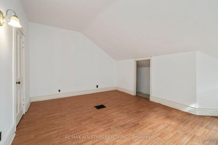 Photo 35 at 271 Lisgar Street, Little Portugal, Toronto