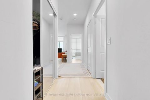 Photo 9 at 3504 - 30 Upper Mall Way, Brownridge, Vaughan