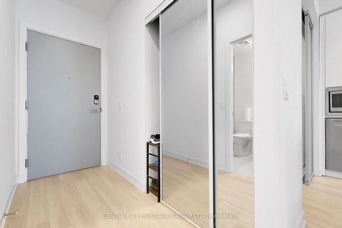 Photo 10 at 3504 - 30 Upper Mall Way, Brownridge, Vaughan