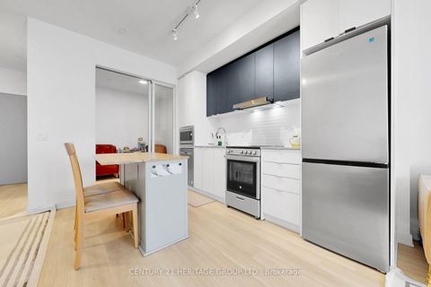 Photo 16 at 3504 - 30 Upper Mall Way, Brownridge, Vaughan