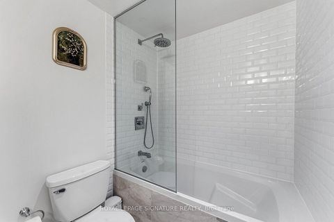 Photo 23 at 339 - 22 Leader Lane, Yonge Corridor, Toronto