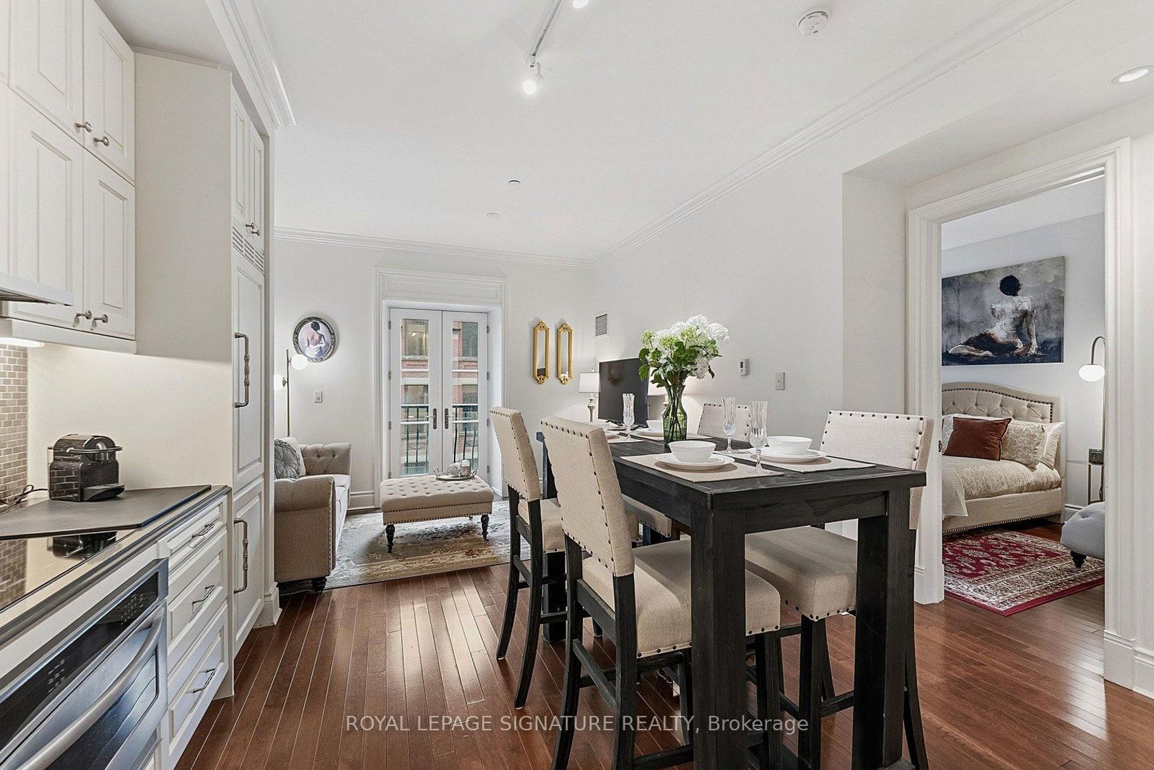 339 - 22 Leader Lane, Yonge Corridor, Toronto photo 6