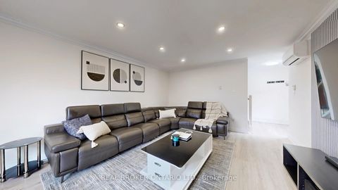 Photo 5 at 26 - 909 King Street W, Vanier, Oshawa