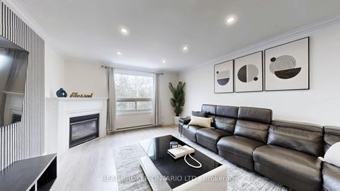 Photo 6 at 26 - 909 King Street W, Vanier, Oshawa