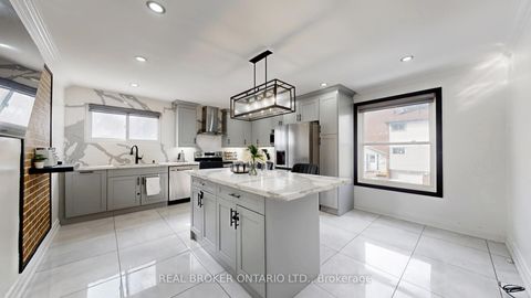 Photo 8 at 26 - 909 King Street W, Vanier, Oshawa