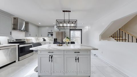 Photo 9 at 26 - 909 King Street W, Vanier, Oshawa