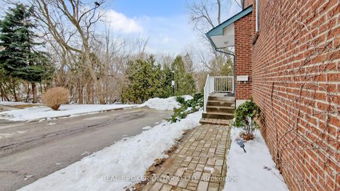 Photo 35 at 26 - 909 King Street W, Vanier, Oshawa