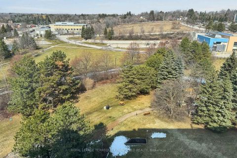 Photo 37 at 1001 - 40 Harding Boulevard W, North Richvale, Richmond Hill