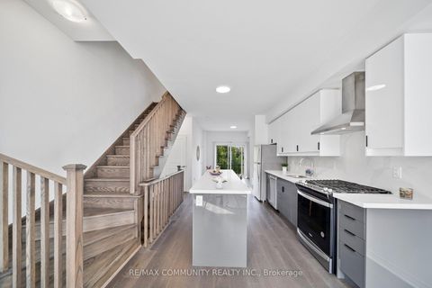 Photo 11 at 1672 Pleasure Valley Path N, Samac, Oshawa