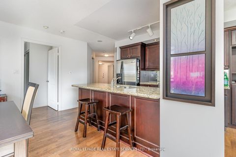 Photo 11 at 1203 - 900 Mount Pleasant Road, Mount Pleasant West, Toronto