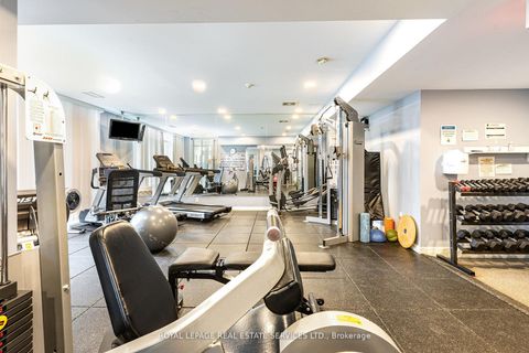 Photo 32 at 1203 - 900 Mount Pleasant Road, Mount Pleasant West, Toronto