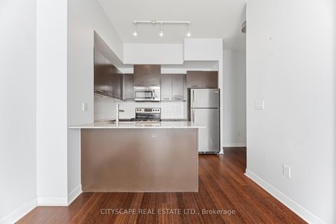 Photo 2 at 3212 - 360 Square One Drive, City Centre, Mississauga