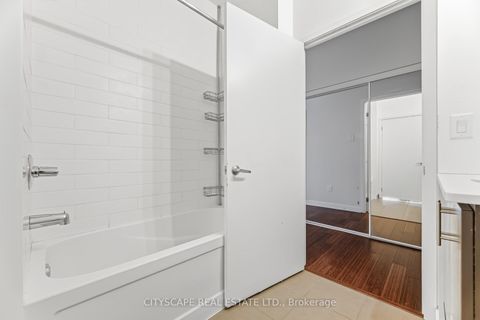 Photo 14 at 3212 - 360 Square One Drive, City Centre, Mississauga