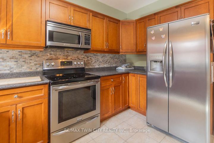 Photo 19 at 20 Manorcrest Street, Central Park, Brampton