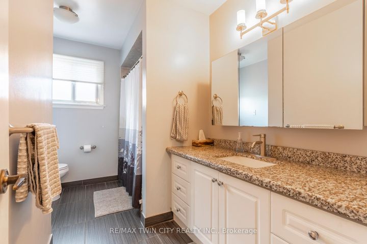 Photo 25 at 20 Manorcrest Street, Central Park, Brampton