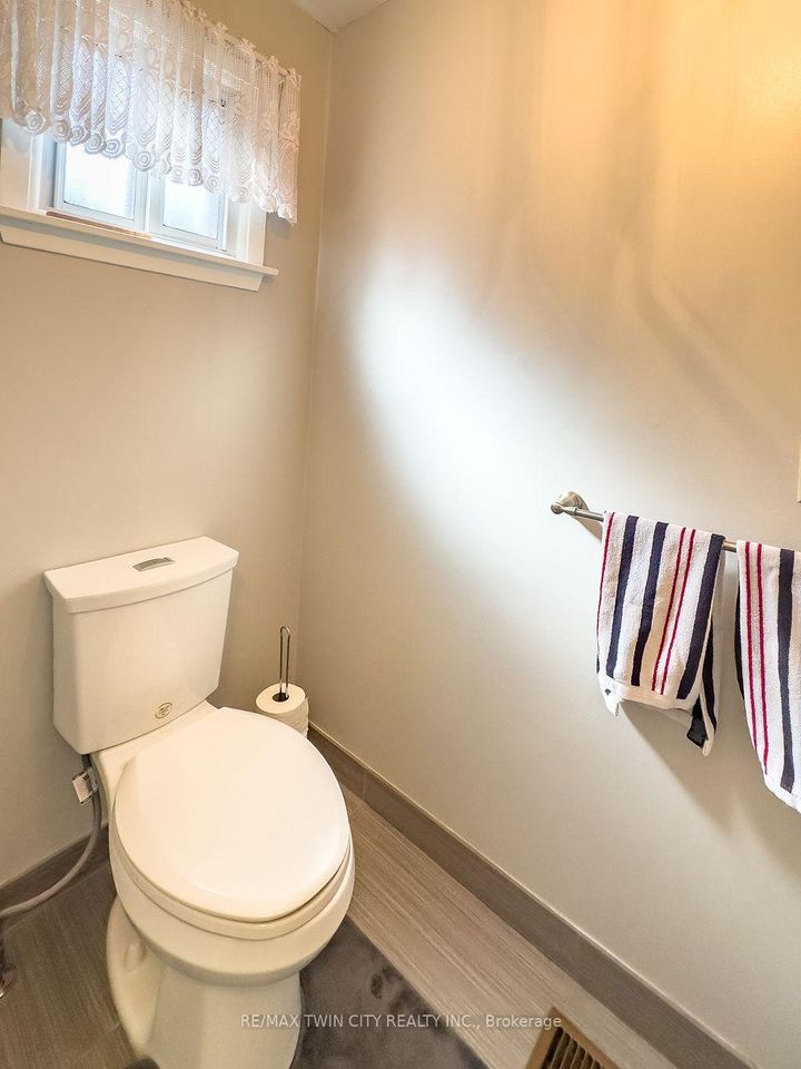 Photo 32 at 20 Manorcrest Street, Central Park, Brampton