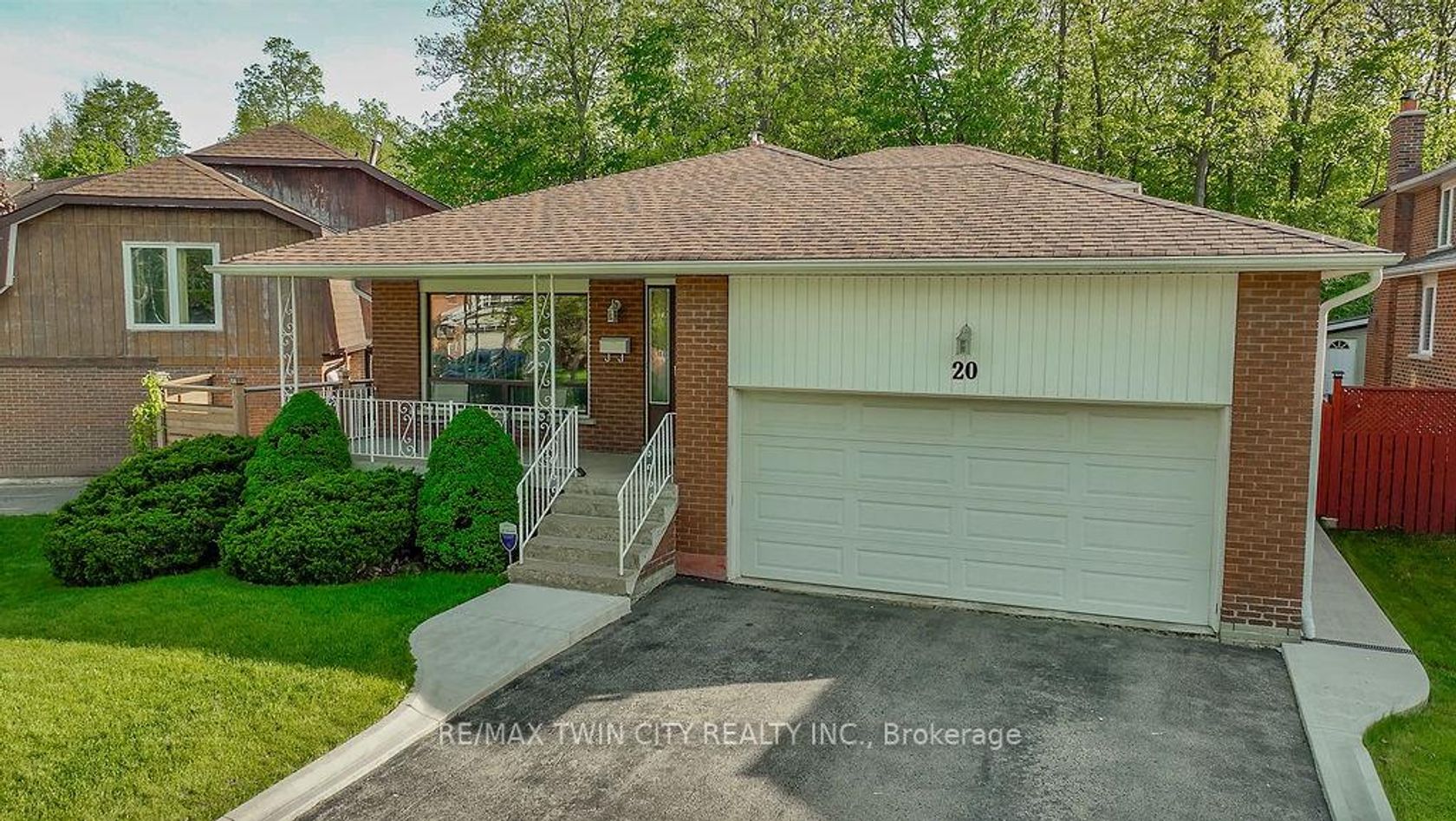 20 Manorcrest Street, Central Park, Brampton 2