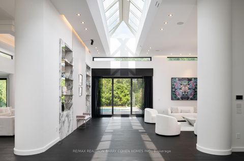 Photo 4 at 45 Park Lane Circle, York Mills, Toronto