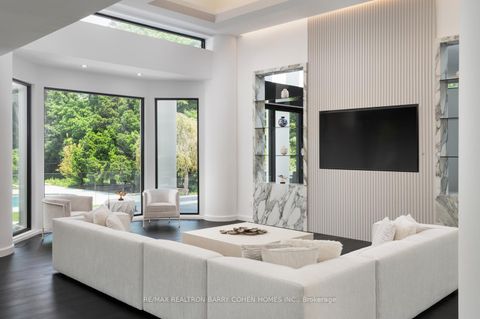 Photo 8 at 45 Park Lane Circle, York Mills, Toronto