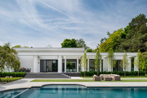 Photo 33 at 45 Park Lane Circle, York Mills, Toronto