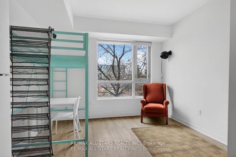 Photo 7 at 220 - 1800 Simcoe Street N, Samac, Oshawa