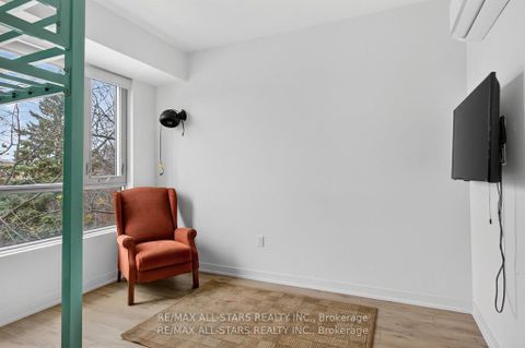 Photo 8 at 220 - 1800 Simcoe Street N, Samac, Oshawa