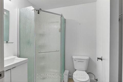 Photo 12 at 220 - 1800 Simcoe Street N, Samac, Oshawa