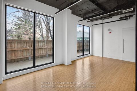 Photo 22 at 220 - 1800 Simcoe Street N, Samac, Oshawa