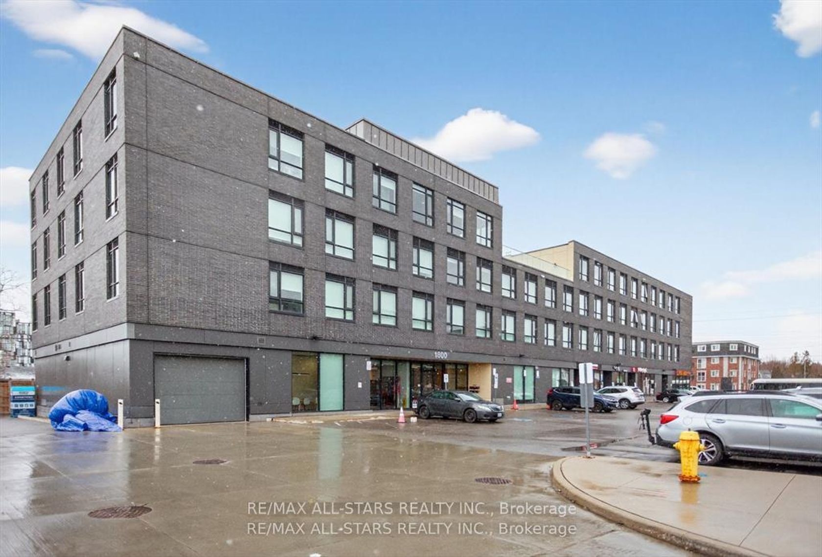 220 - 1800 Simcoe Street N, Samac, Oshawa 