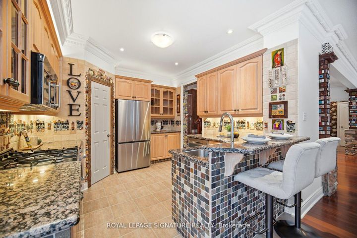 Photo 8 at 1592 Hallstone Road, Bram West, Brampton