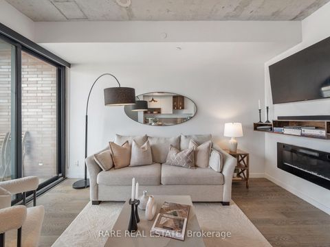 Photo 7 at 608 - 383 Sorauren Avenue, Roncesvalles, Toronto