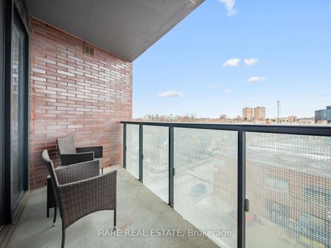 Photo 11 at 608 - 383 Sorauren Avenue, Roncesvalles, Toronto