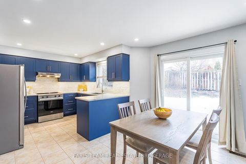 Photo 4 at 7 Meyer Avenue, East Bayfield, Barrie