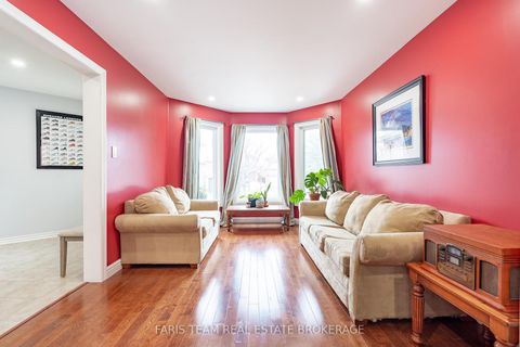 Photo 12 at 7 Meyer Avenue, East Bayfield, Barrie