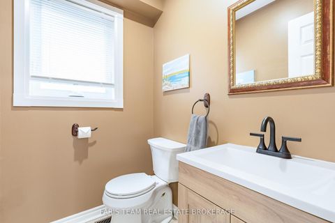 Photo 19 at 7 Meyer Avenue, East Bayfield, Barrie