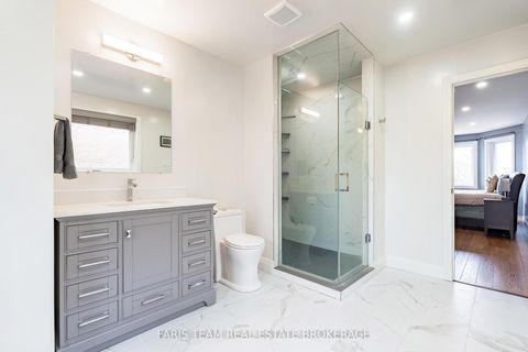 Photo 25 at 7 Meyer Avenue, East Bayfield, Barrie