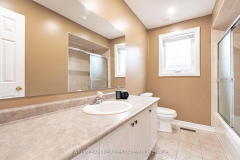 Photo 30 at 7 Meyer Avenue, East Bayfield, Barrie