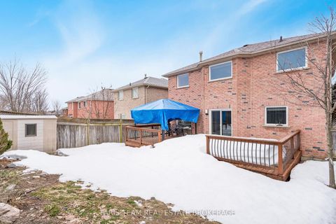 Photo 36 at 7 Meyer Avenue, East Bayfield, Barrie