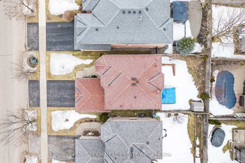 Photo 37 at 7 Meyer Avenue, East Bayfield, Barrie