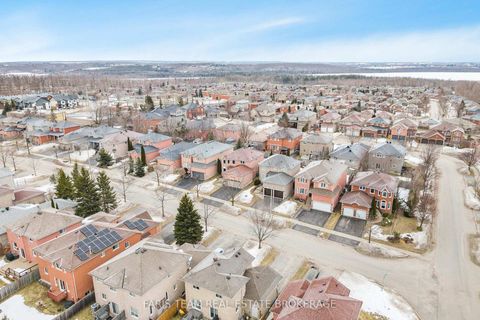 Photo 38 at 7 Meyer Avenue, East Bayfield, Barrie