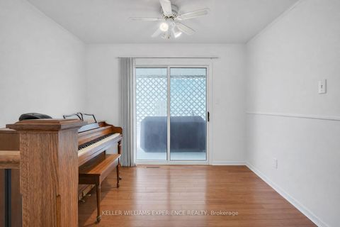 Photo 7 at 21 Knicely Road, Painswick North, Barrie