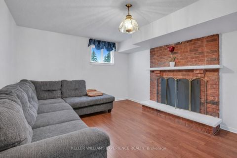 Photo 13 at 21 Knicely Road, Painswick North, Barrie