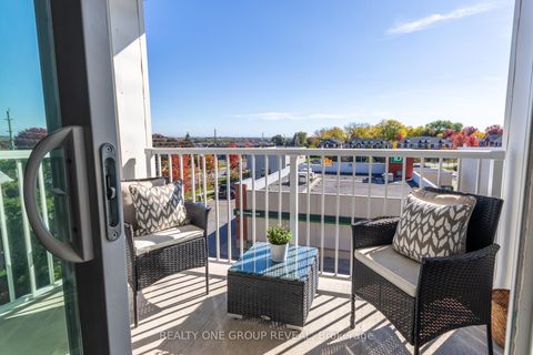 Photo 13 at 417 - 290 Liberty Street N, Bowmanville, Clarington