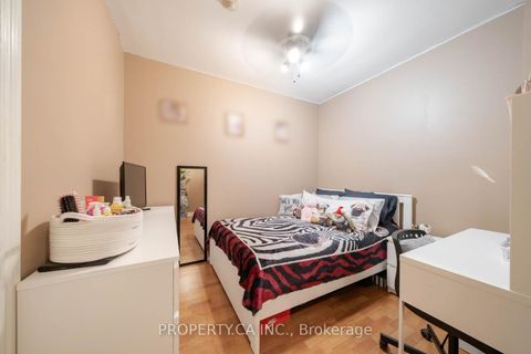 Photo 14 at 609 - 2088 Lawrence Avenue W, Weston, Toronto