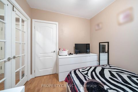 Photo 15 at 609 - 2088 Lawrence Avenue W, Weston, Toronto