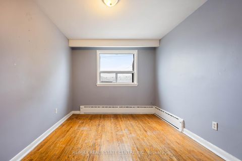 Photo 15 at 10 Lapp Street, Smythe, Toronto