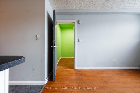 Photo 16 at 10 Lapp Street, Smythe, Toronto