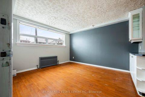 Photo 17 at 10 Lapp Street, Smythe, Toronto