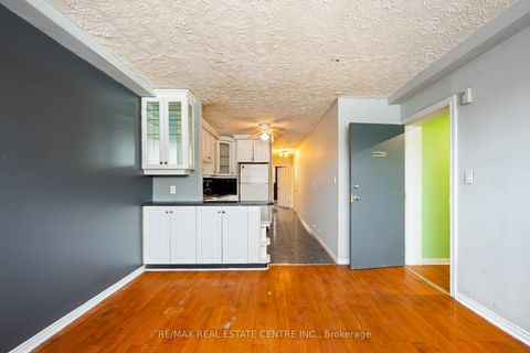 Photo 18 at 10 Lapp Street, Smythe, Toronto