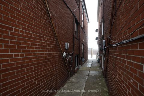 Photo 25 at 10 Lapp Street, Smythe, Toronto